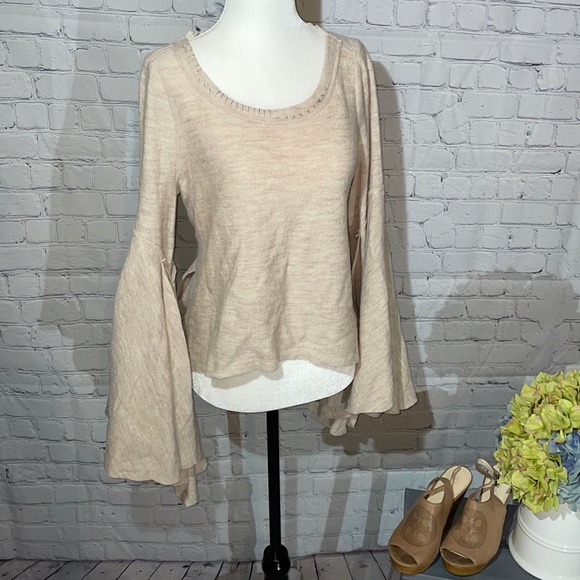 Free People Flare For The Dramatic Shirt has never been worn - Picture 2 of 7